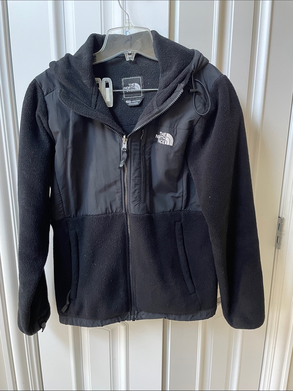 The North Face Women’s Black Zip-Up Fleece Hoodie